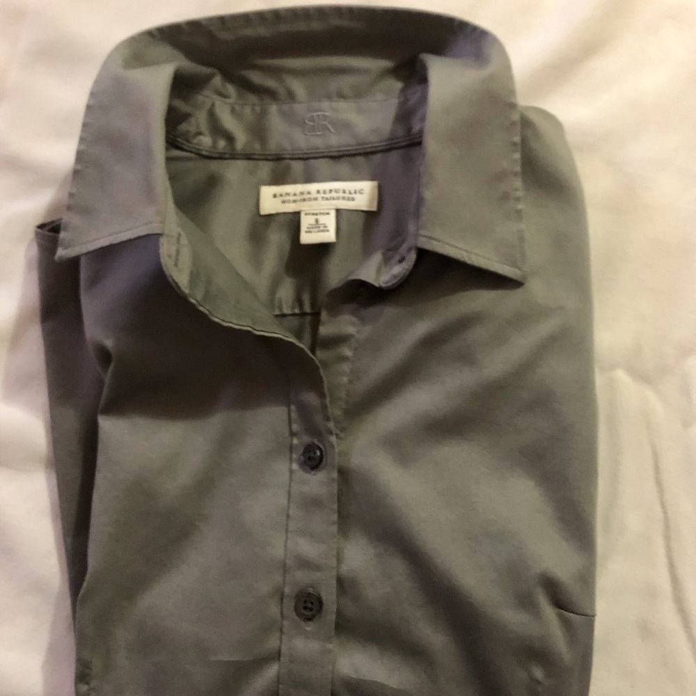 Grey Banana Republic shirt